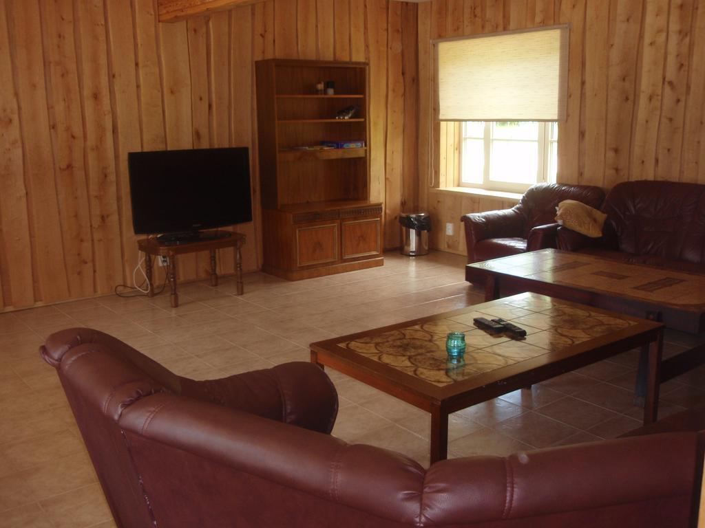 Pauka Holiday House Palli エクステリア 写真